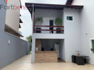 Casa de Condomínio Para Vender com 3 quartos 1 suítes no bairro Nova Caieiras em Caieiras