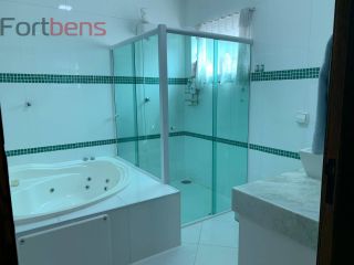 Casa de Condomínio Para Vender com 3 quartos 1 suítes no bairro Nova Caieiras em Caieiras