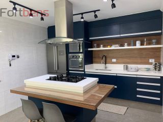 Casa de Condomínio Para Vender com 3 quartos 1 suítes no bairro Nova Caieiras em Caieiras