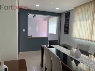 Casa de Condomínio Para Vender com 3 quartos 1 suítes no bairro Nova Caieiras em Caieiras