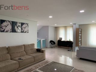 Casa de Condomínio Para Vender com 3 quartos 1 suítes no bairro Nova Caieiras em Caieiras