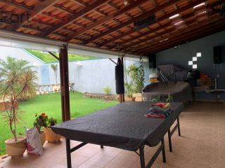 Sobrado Para Vender com 4 quartos 3 suítes no bairro Laranjeiras em Caieiras