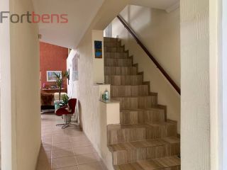 Sobrado Para Vender com 4 quartos 3 suítes no bairro Laranjeiras em Caieiras