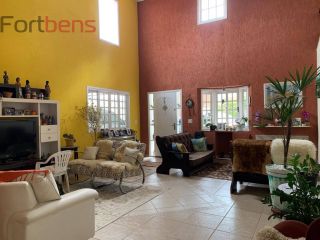 Sobrado Para Vender com 4 quartos 3 suítes no bairro Laranjeiras em Caieiras