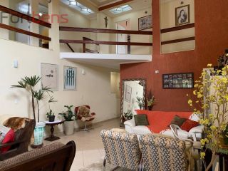 Sobrado Para Vender com 4 quartos 3 suítes no bairro Laranjeiras em Caieiras