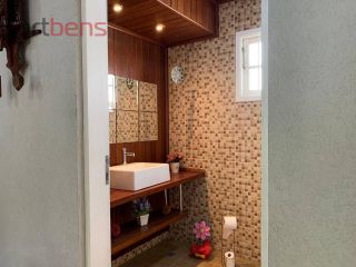 Sobrado Para Vender com 4 quartos 3 suítes no bairro Laranjeiras em Caieiras