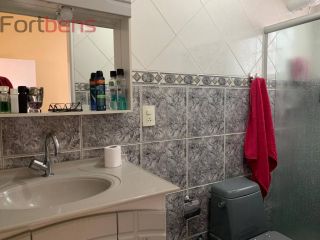 Sobrado Para Vender com 4 quartos 3 suítes no bairro Laranjeiras em Caieiras