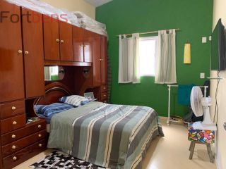 Sobrado Para Vender com 4 quartos 3 suítes no bairro Laranjeiras em Caieiras