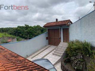 Sobrado Para Vender com 4 quartos 3 suítes no bairro Laranjeiras em Caieiras