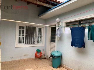 Sobrado Para Vender com 4 quartos 3 suítes no bairro Laranjeiras em Caieiras