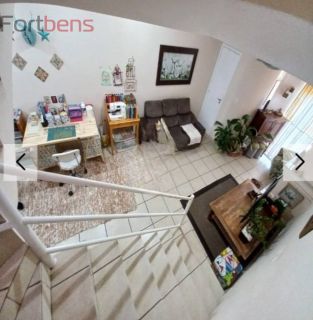 Sobrado Para Vender com 3 quartos 1 suítes no bairro Região Central em Caieiras 