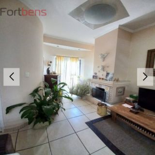 Sobrado Para Vender com 3 quartos 1 suítes no bairro Região Central em Caieiras 