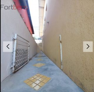 Sobrado Para Vender com 3 quartos 1 suítes no bairro Região Central em Caieiras 