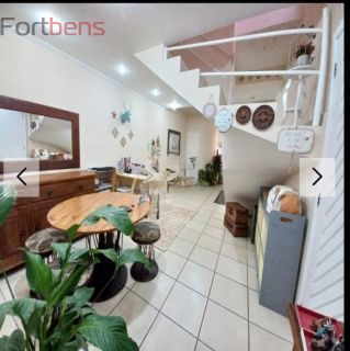 Sobrado Para Vender com 3 quartos 1 suítes no bairro Região Central em Caieiras 