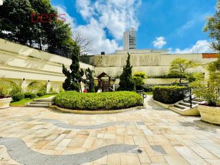 Apartamento Para Vender com 3 quartos 3 suítes no bairro Sumaré em São Paulo