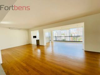 Apartamento Para Vender com 3 quartos 3 suítes no bairro Sumaré em São Paulo