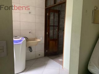 Casa Para Vender com 3 quartos 2 banheiros 1 suítes no bairro Laranjeiras em Caieiras