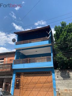 Sobrado Para Vender com 3 quartos 1 suítes no bairro Laranjeiras em Caieiras