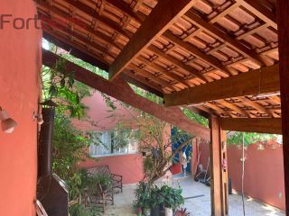 Sobrado Para Vender com 3 quartos 1 suítes no bairro Laranjeiras em Caieiras