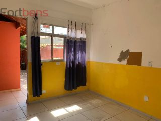 Sobrado Para Vender com 3 quartos 1 suítes no bairro Laranjeiras em Caieiras