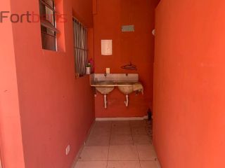 Sobrado Para Vender com 3 quartos 1 suítes no bairro Laranjeiras em Caieiras