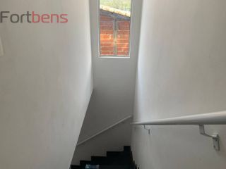 Sobrado Para Vender com 3 quartos 1 suítes no bairro Laranjeiras em Caieiras