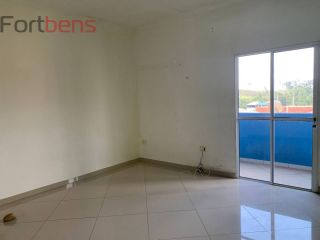 Sobrado Para Vender com 3 quartos 1 suítes no bairro Laranjeiras em Caieiras