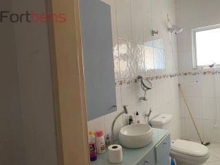 Sobrado Para Vender com 3 quartos 1 suítes no bairro Laranjeiras em Caieiras