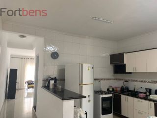 Sobrado Para Vender com 3 quartos 1 suítes no bairro Laranjeiras em Caieiras