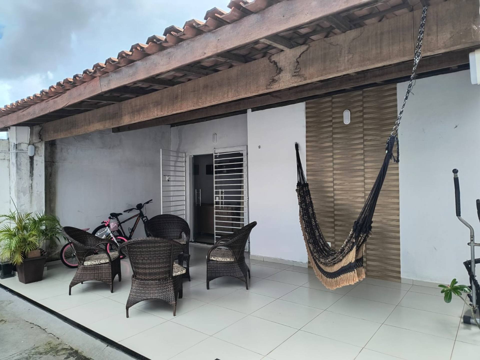 075 Vendo Casa com 3 quartos sendo 1 suíte no bairro Boa Vista em São Luís