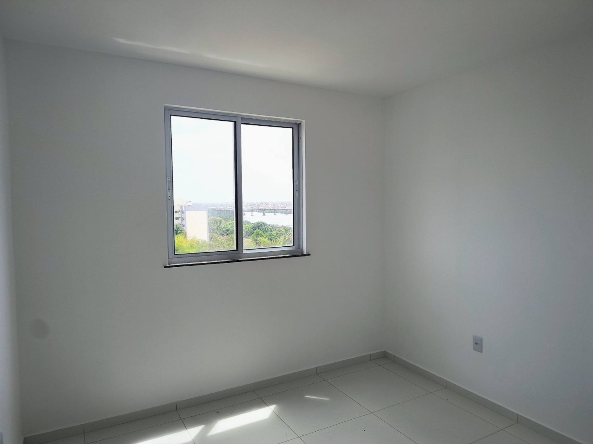 075 Alugo Apartamento com elevador 2 quartos 57m² no bairro Jardim São Francisco em São Luís