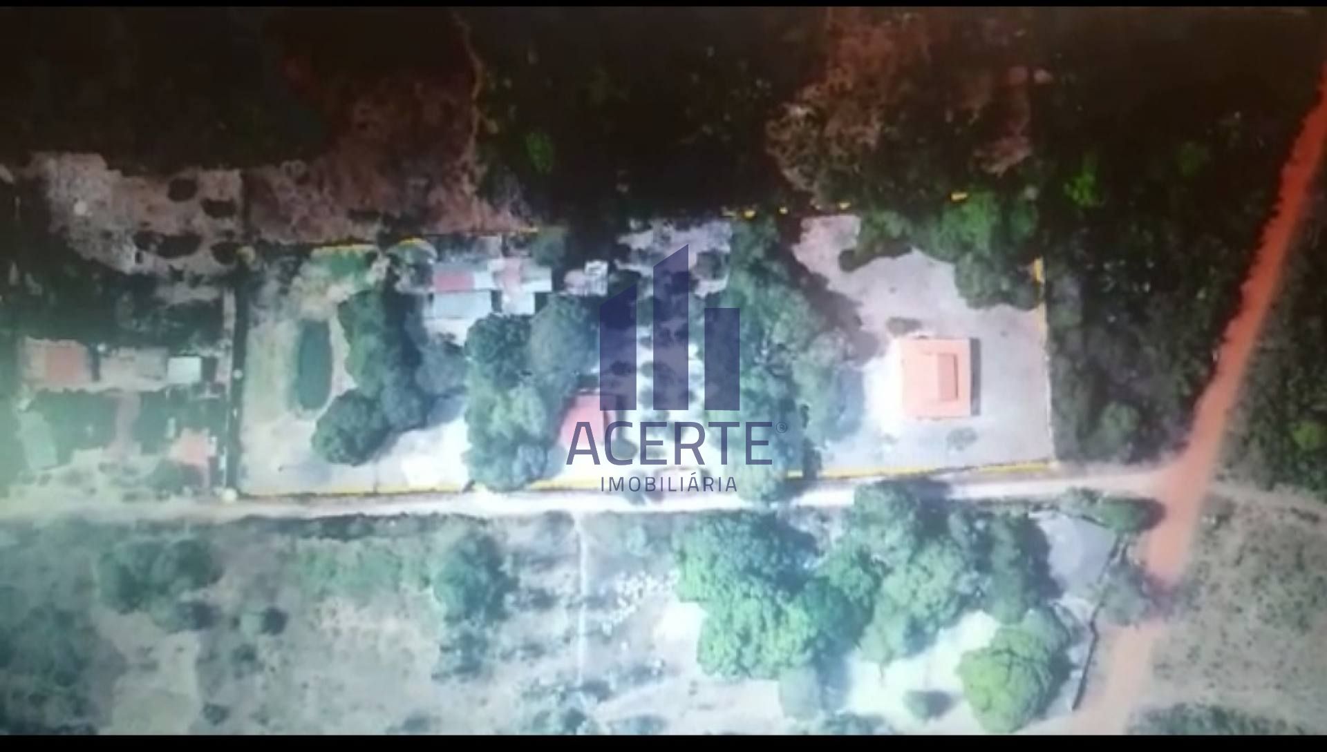 030-Lote / Terreno Comercial próximo a Indaiá