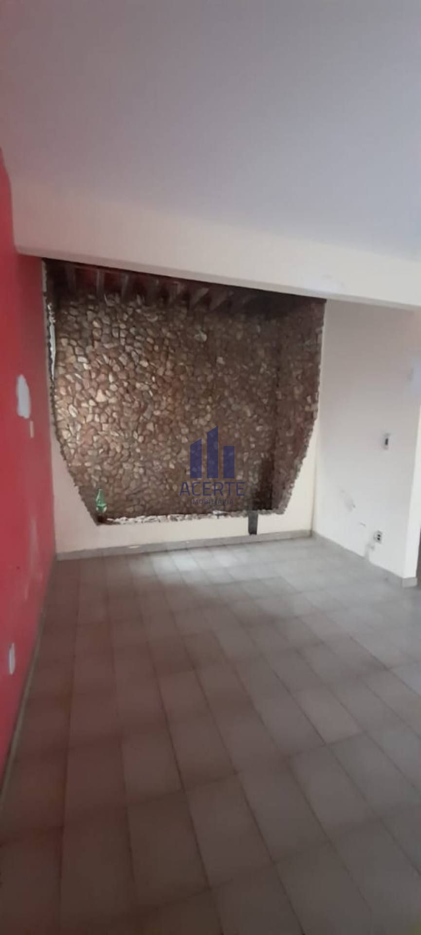 030-Casa Para Vender com 5 quartos 4 suítes no bairro Anil em São Luís