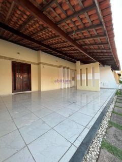 Aluguel de casa no Condomínio Ferrazzi com 3 quartos (2 suítes), na Rua do Aririzal