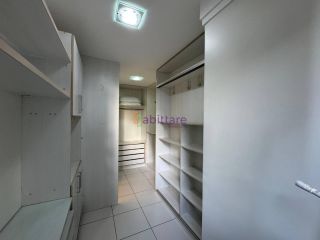 Apartamento no Ed. Oceanic com 117m²  Península da Ponta D'areia