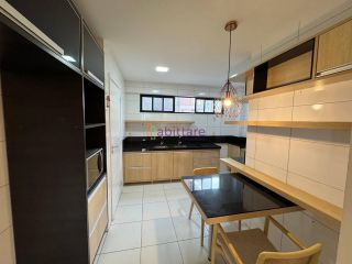 Apartamento no Ed. Oceanic com 117m²  Península da Ponta D'areia