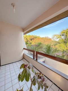 Ampla casa no Quintas do Calhau com 04 suítes + espaço gourmet.