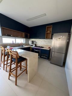 Condomínio Alphaville - Casa com com 05 suítes + espaço gourmet no Araçagy - MOBILIADA.