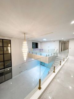 Casa duplex com elevador no Condomínio Alphaville de 514m² com 05 suítes