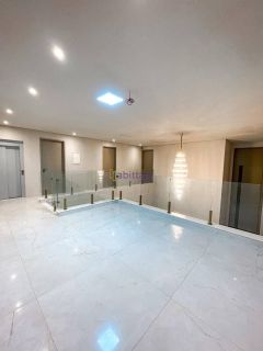 Casa duplex com elevador no Condomínio Alphaville de 514m² com 05 suítes