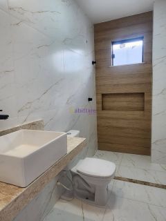 Casa de 194m² com 03 suítes + espaço gourmet com piscina no Araçagy.