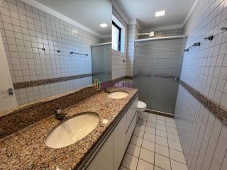 Apartamento de 200m² com 4 quartos (3 suítes) no San Juan - Península