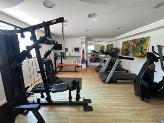 Apartamento de 200m² com 4 quartos (3 suítes) no San Juan - Península