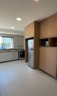 Apartamento de 200m² com 4 quartos (3 suítes) no San Juan - Península