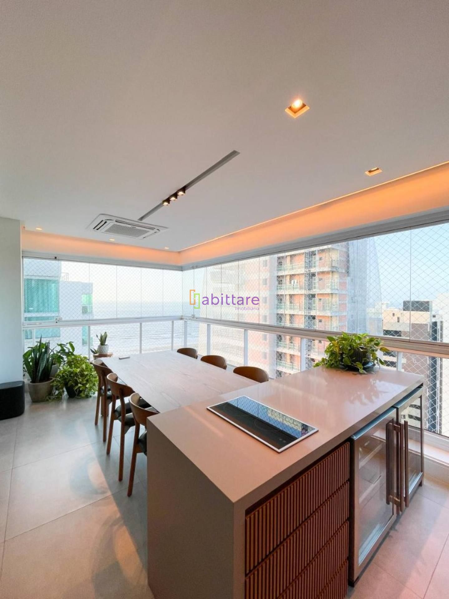 Île Saint Louis - Apartamento de 217m² com 03 suítes na Península da Ponta D'areia.