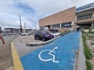 Loja ancora com pé direito duplo de 1.320m² no MAC Center - Locação ou venda