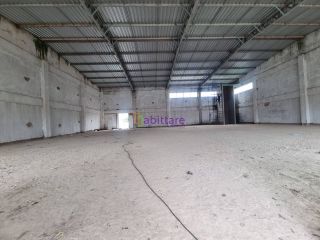 Loja ancora com pé direito duplo de 1.320m² no MAC Center - Locação ou venda