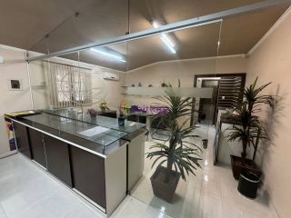 Ponto comercial de 800m² no Olho D'água - Locação