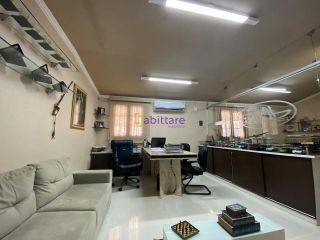 Ponto comercial de 800m² no Olho D'água - Locação