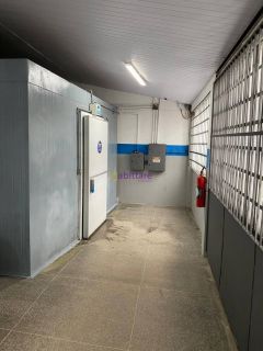 Ponto comercial de 800m² no Olho D'água - Locação